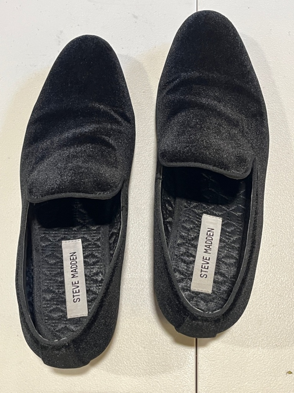 Steve Madden Black Velvet Slip-On Loafers for Men - Picture 2 of 5